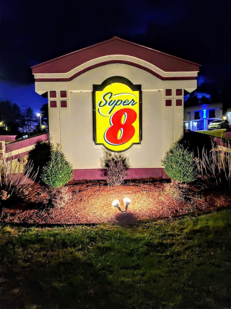 Super 8 By Wyndham West Greenwich/Providence Ngoại thất bức ảnh