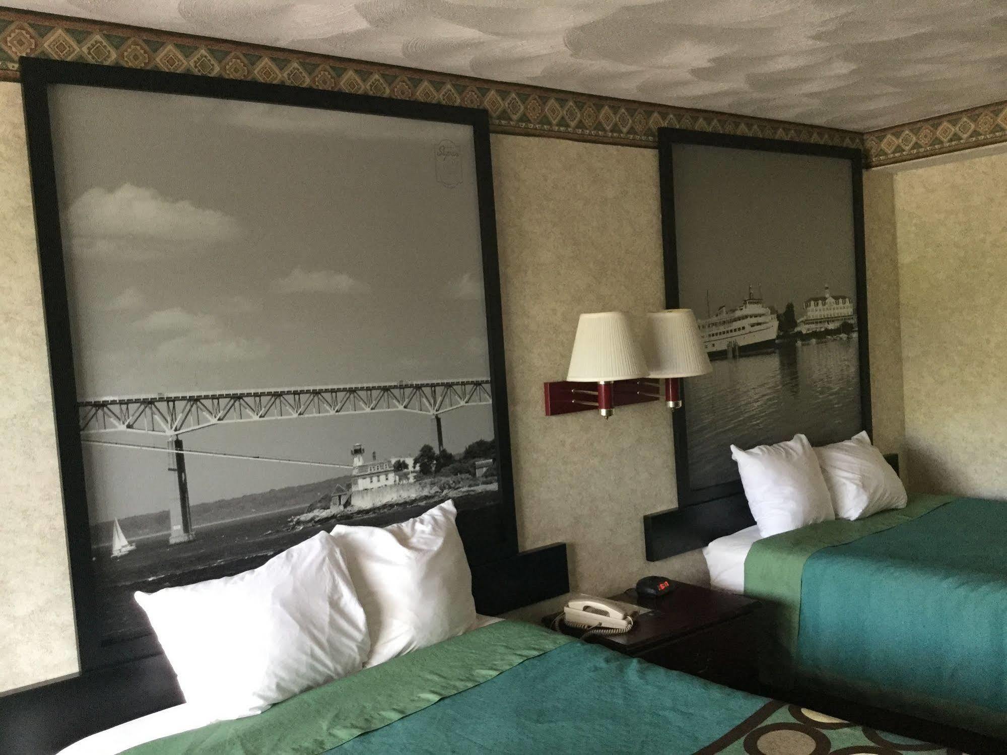 Super 8 By Wyndham West Greenwich/Providence Ngoại thất bức ảnh